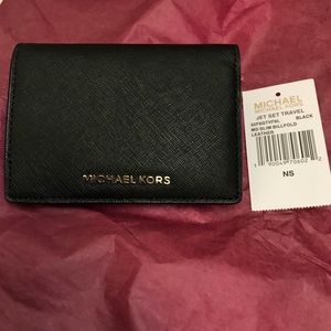 Michael Kors Jet Set Wallet